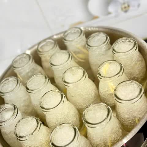 Nồi chưng cách thuỷ nhìn từ trên xuống